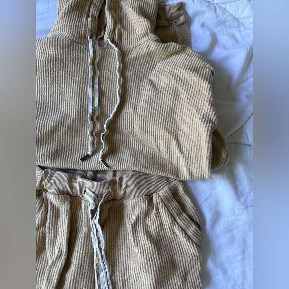 Aerie Tan Ribbed Sweater Set